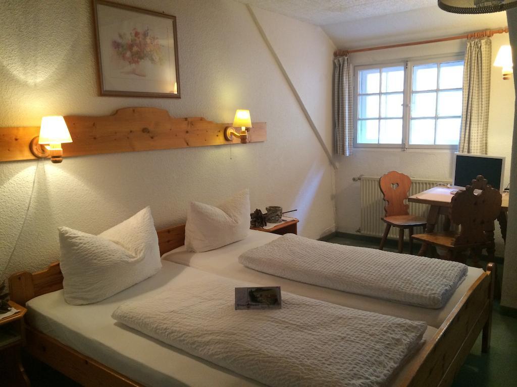 Gasthof Blaue Gams Ettal Rum bild