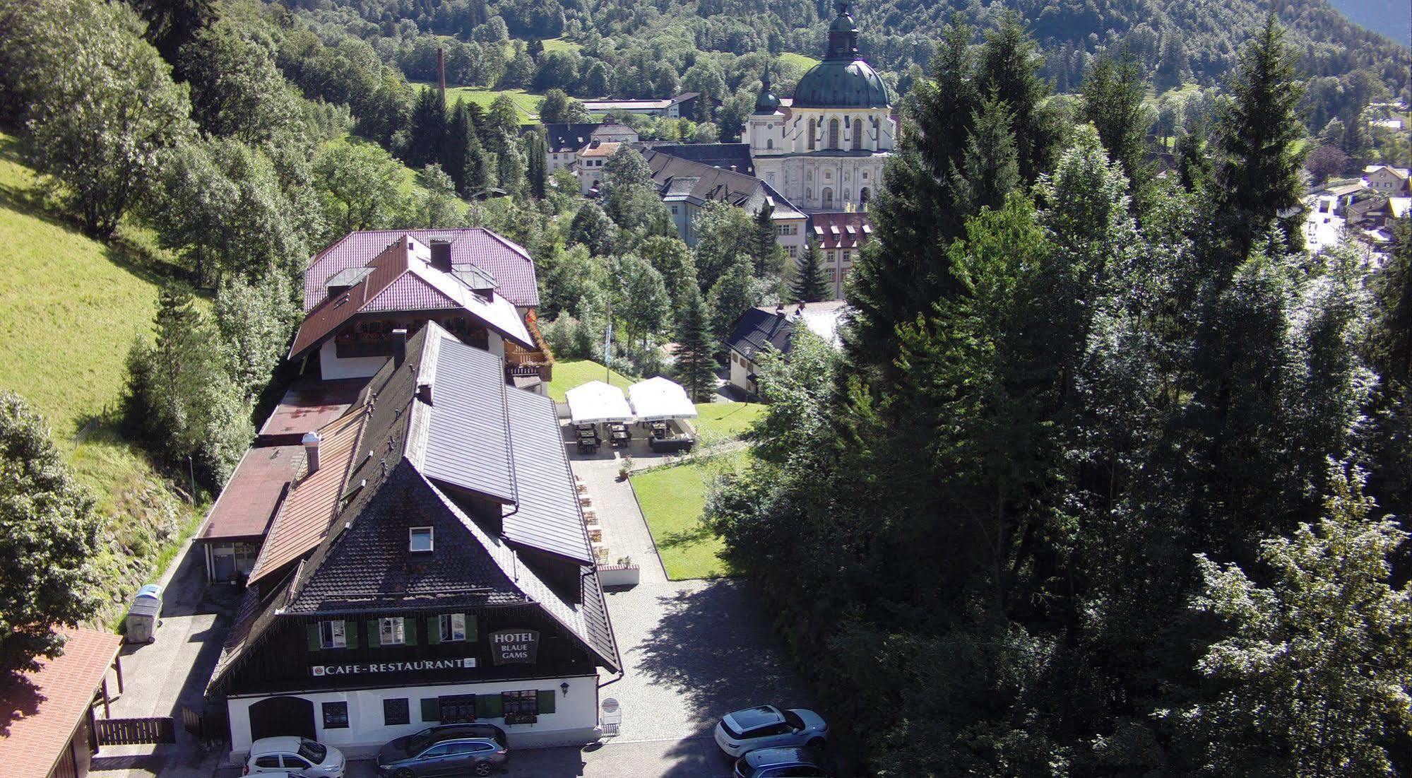 Gasthof Blaue Gams Ettal Exteriör bild
